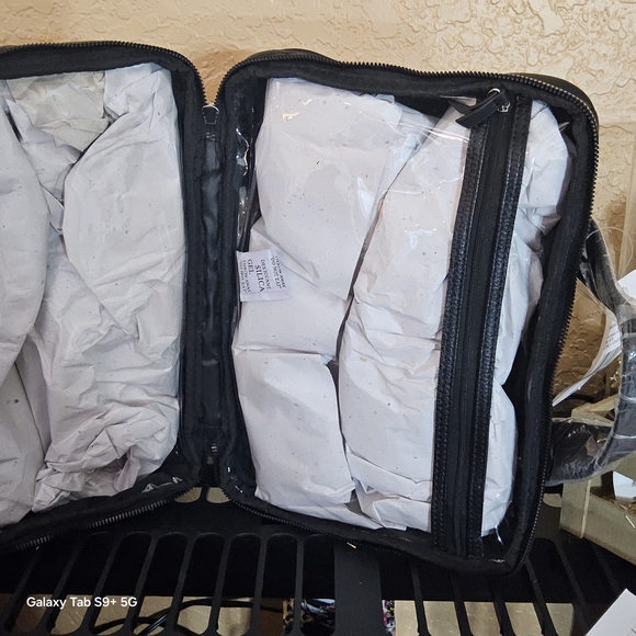 Betsey Johnson Black Quilted Star Cosmetic Bag - Picture 7 of 8